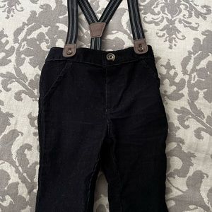 Black pants w/suspenders